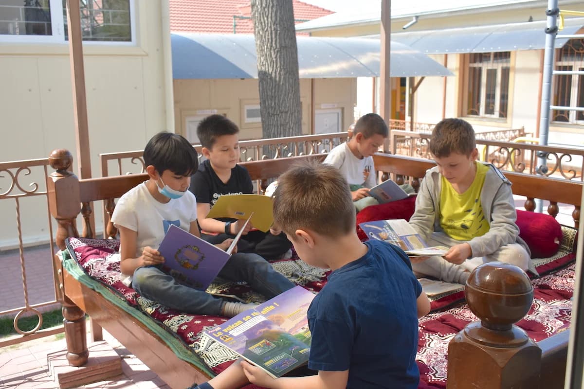 Lycée Français de Tachkent (French School of Tashkent)