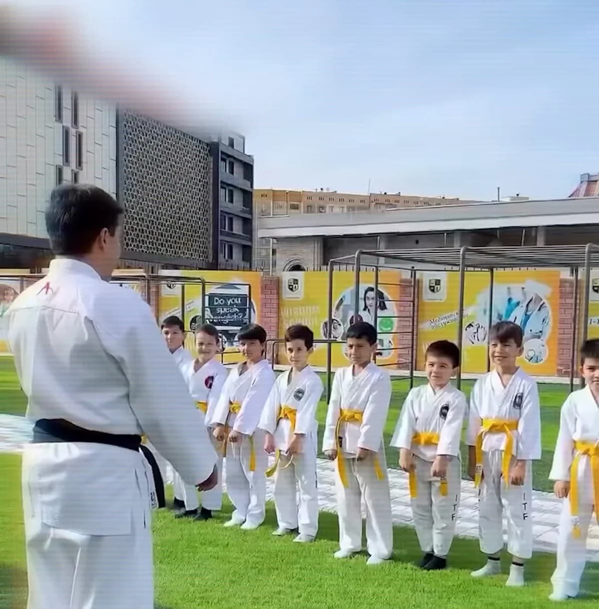 Спортивная площадка Kiberto School