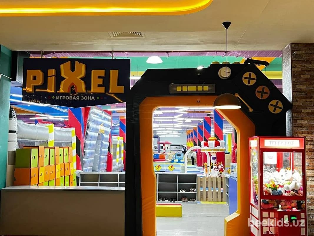 Вход в игровую зону Pixel в Фергане